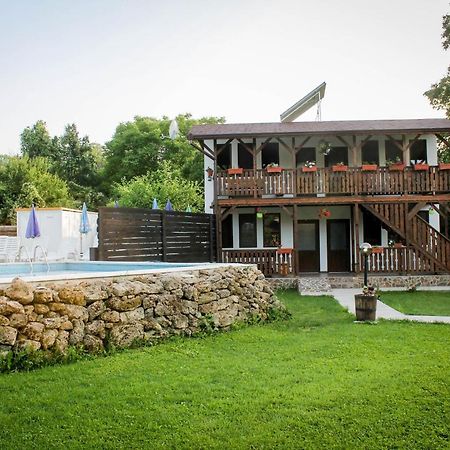 Къща За Гости "Крушунско Ханче" Krushuna Exterior foto